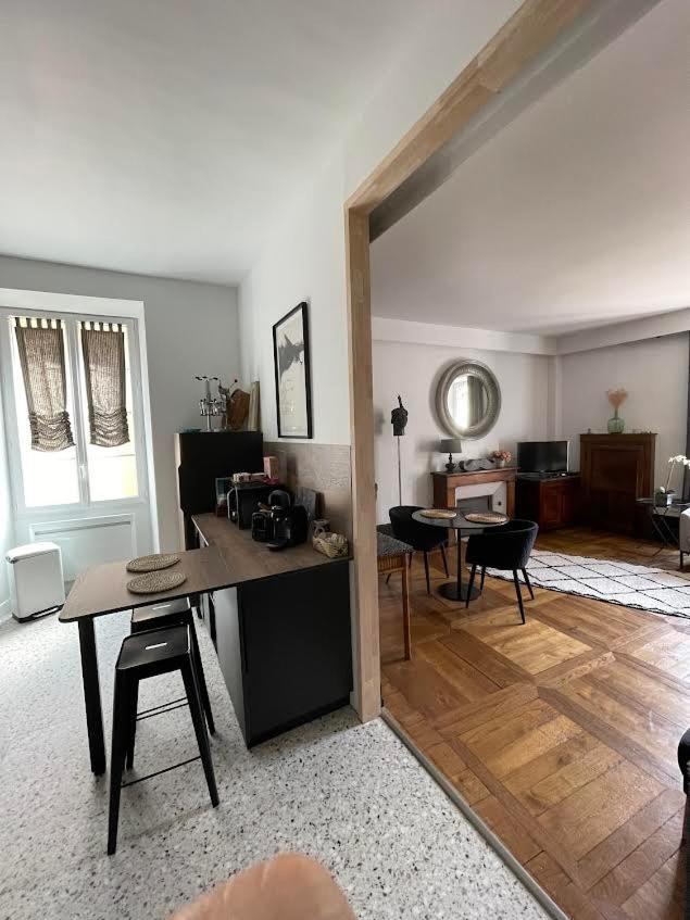 Appartement La Couronne ซาร์ลา-ลา-กาเนดา ภายนอก รูปภาพ