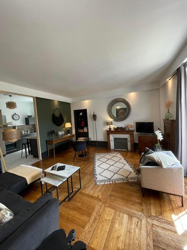 Appartement La Couronne ซาร์ลา-ลา-กาเนดา ภายนอก รูปภาพ